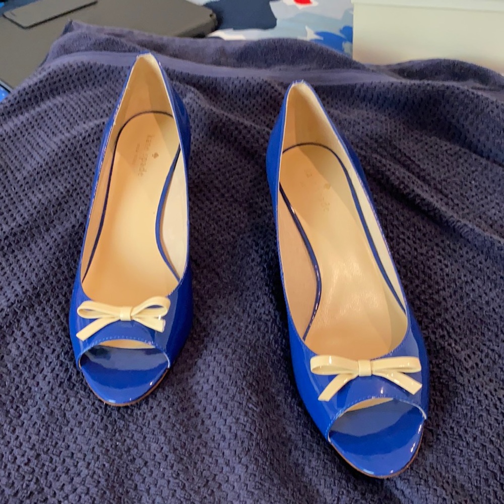 Gently Used Kate Spade Peep toe wedges